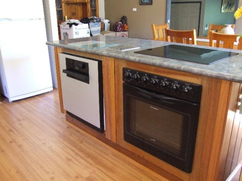 TORONTO - A1 LOCATION Picture 3