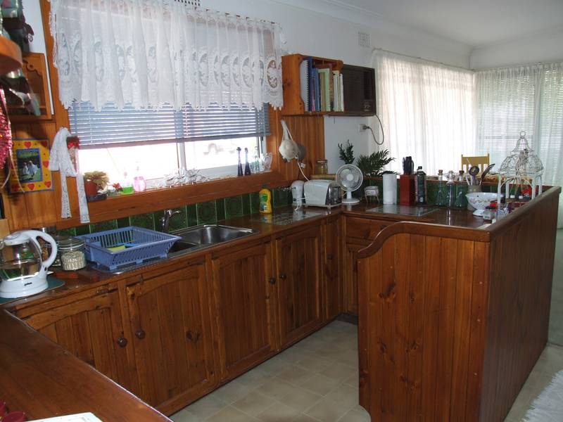 LOTS OF BONUSES Picture 2