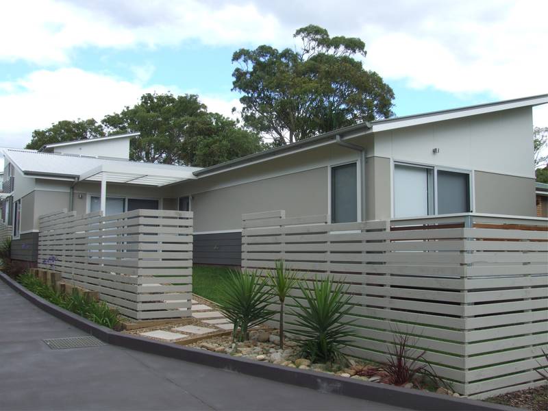 ULTRA MODERN UNITS- 2 UNITS AVAILABLE Picture 1