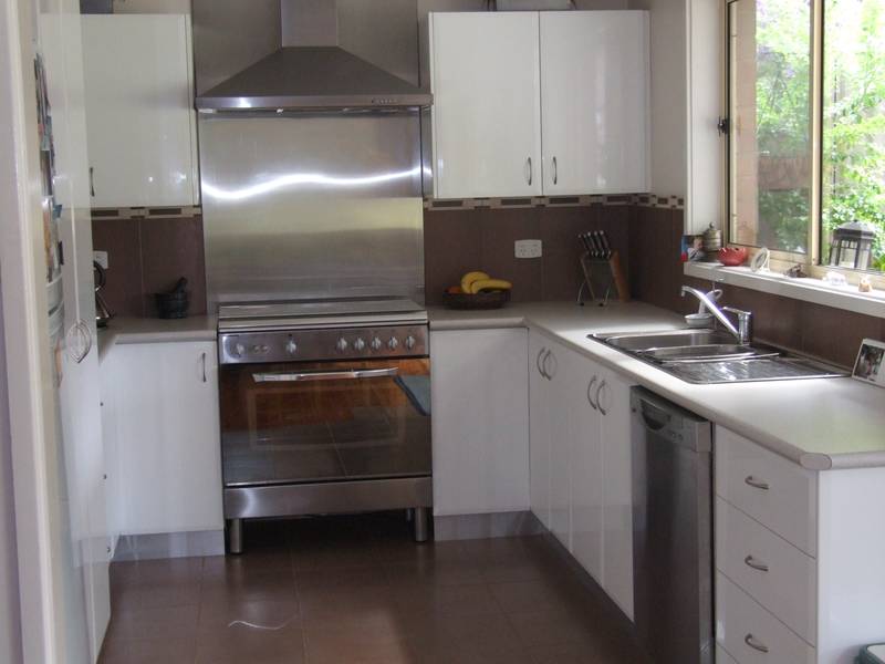 FABULOUS FAMILY HOME Picture 2