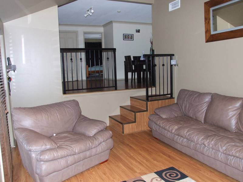 2 X HOMES FOR THE PRICE OF 1! Picture 2