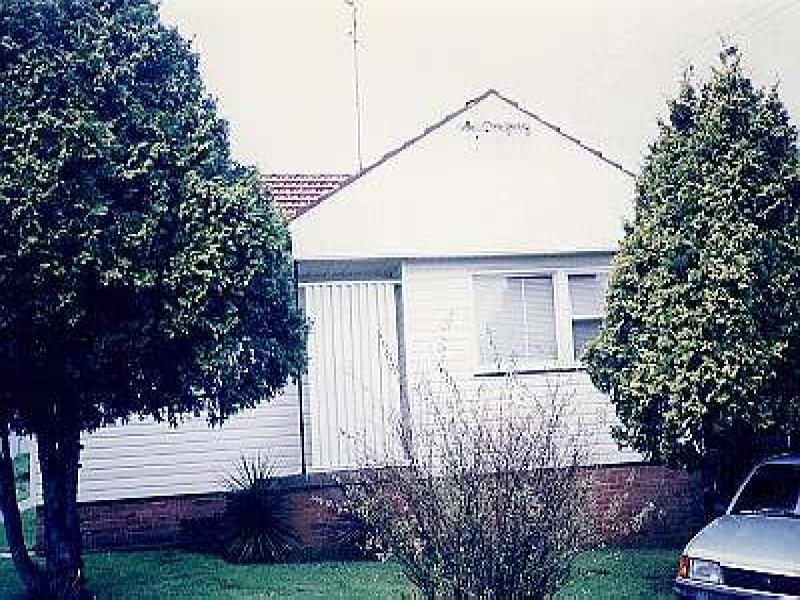 Fennell Bay Picture 1