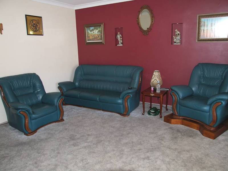 LIKE OUTDOOR LIVING? THIS IS PERFECT! Picture 3