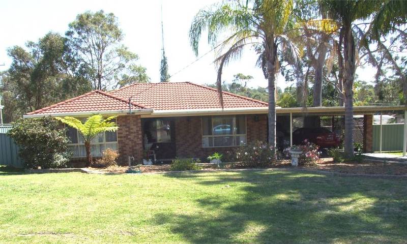 LIKE OUTDOOR LIVING? THIS IS PERFECT! Picture 1