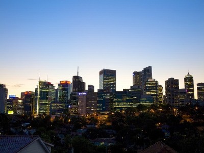 OFFERS ABOVE $1.1m. Huge Semi, Great Entertaining and Location Picture