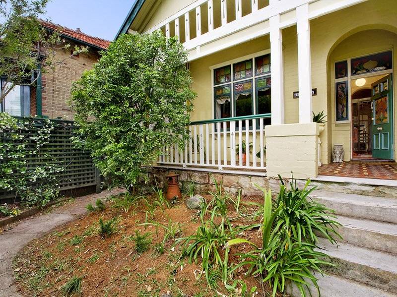 HUGE SEMI - Why buy an apartment when you can have a house? Picture