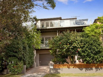 Fabulous entertaining and lifestyle options Picture