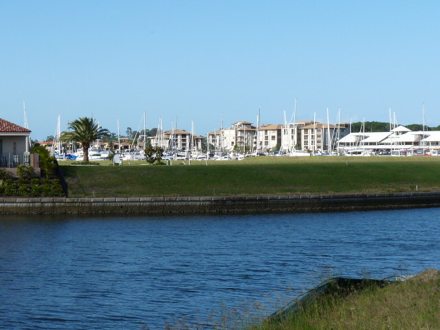 NORTH FACING WATERFRONT LAND Picture 2