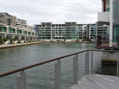 EPHRAIM ISLAND - SUPERB WATERFRONT APARTMENT Picture