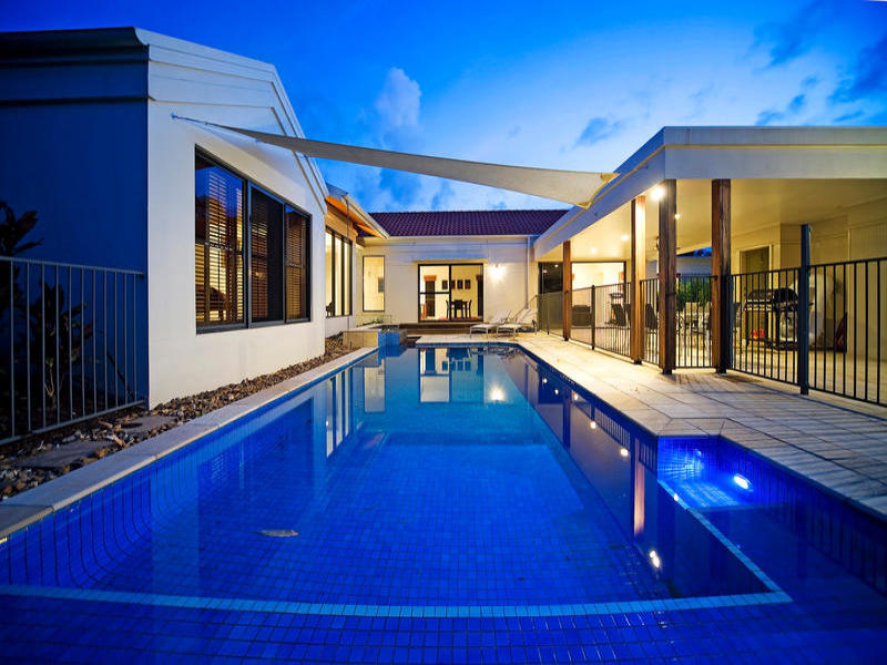 WOW - LOOK AT THIS! Picture 2