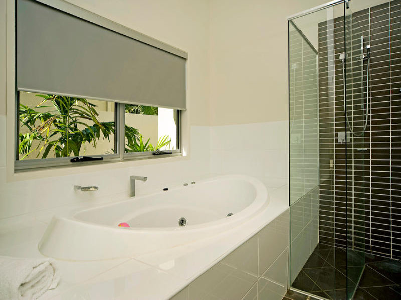 PARKLAND AT YOUR DOORSTEP... LIVE AND ENJOY! Picture 3