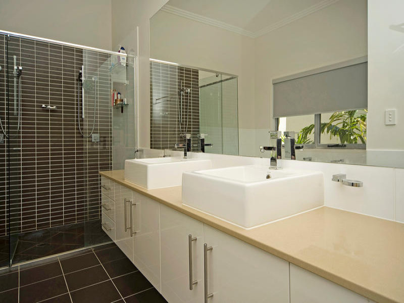 PARKLAND AT YOUR DOORSTEP... LIVE AND ENJOY! Picture 2