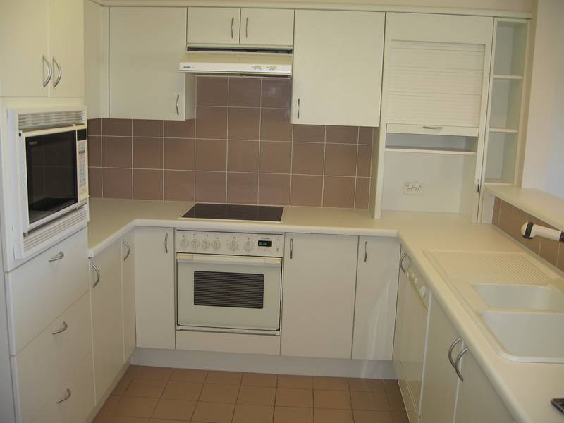 GOLF COURSE VILLA AT SANCTUARY COVE Picture 3