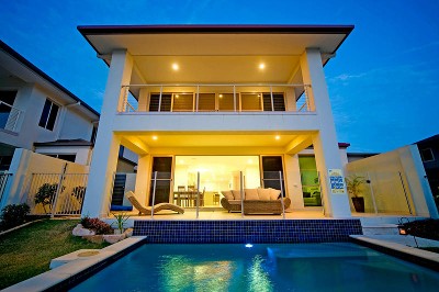 LUXURY LIVING ON THE GOLD COAST Picture