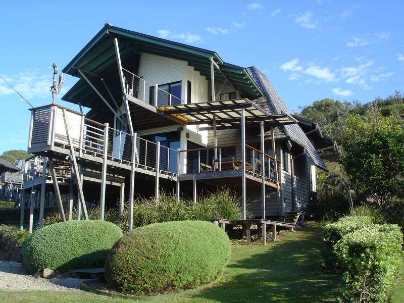 Linneaus Secret Beach House FIRB approved! Picture 3