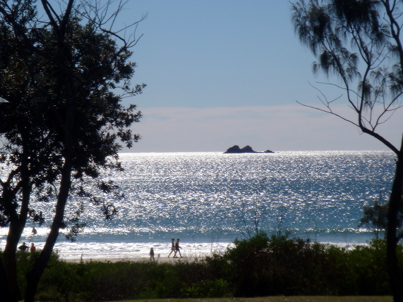 Ocean view living Picture 1