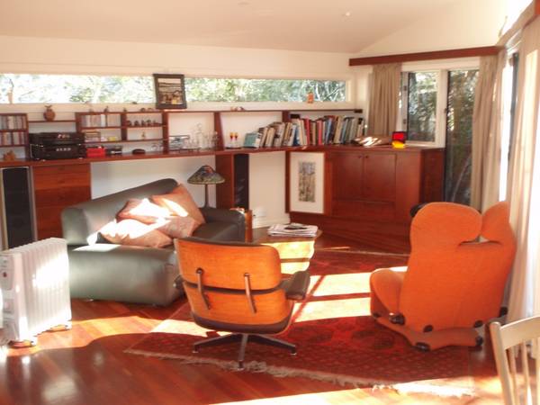 Quiet Beachside Living Picture 3