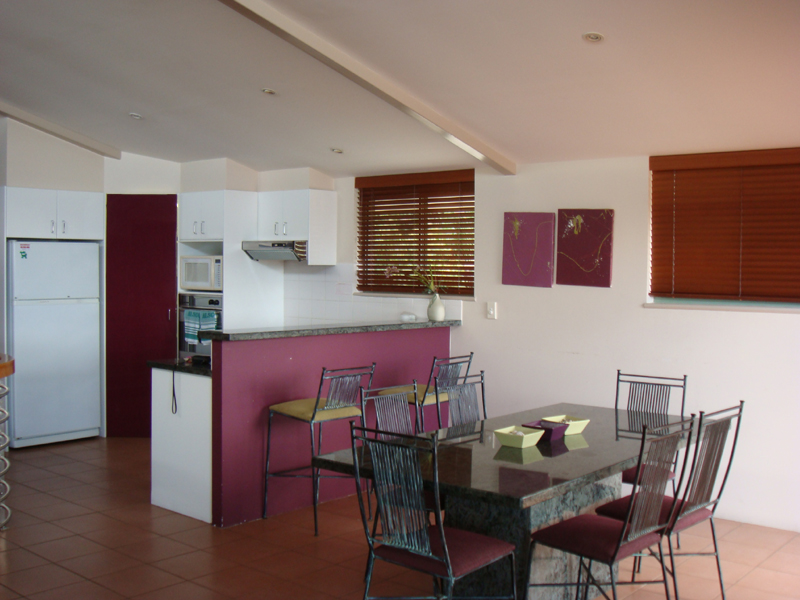 Surfside Penthouse Apartment Picture 3