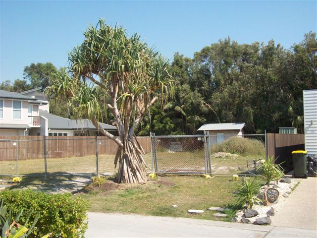 Vacant Land in Gated Estate Picture 2