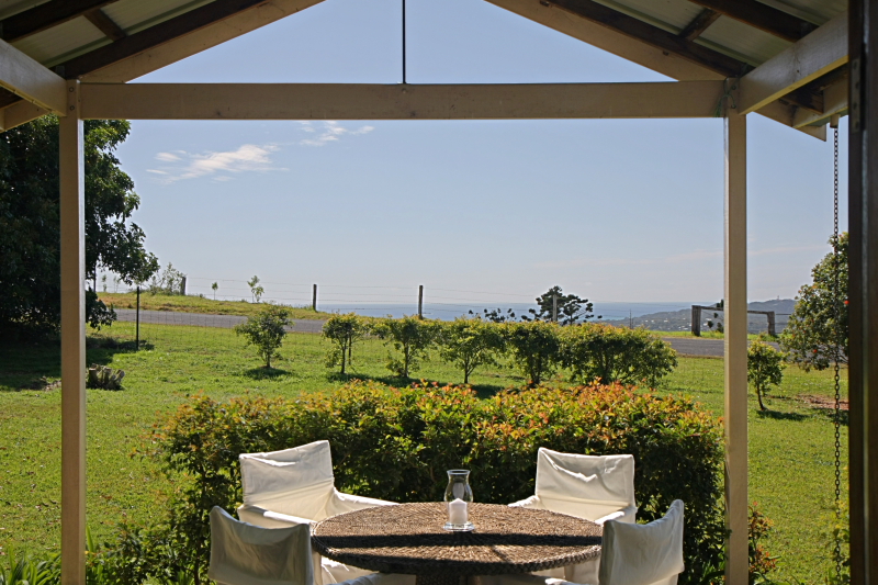 Magnificent Lighthouse & Ocean views Picture 1