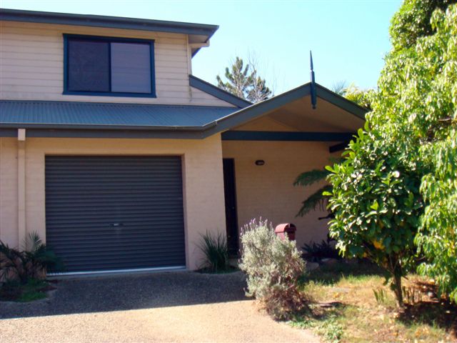 Affordable in town Living Picture 1