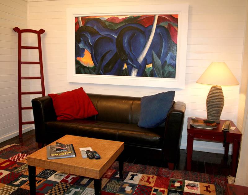 Timber Beach House Picture 3