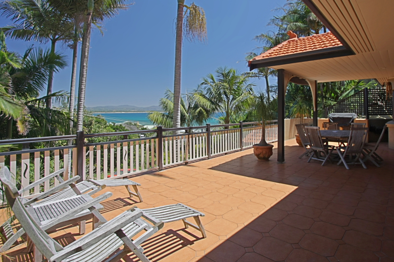 Large Wategos Home Picture 1