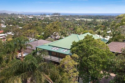 Overlooking Byron Bay Picture