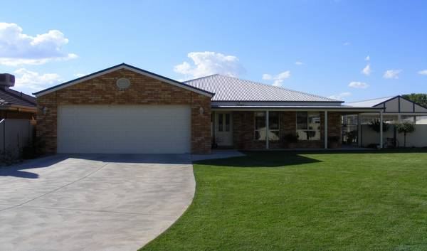 As New Family Home Picture 1