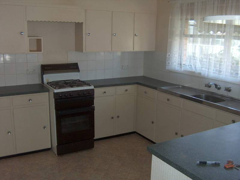 NEAT & TIDY IN QUIET LOCATION Picture 2