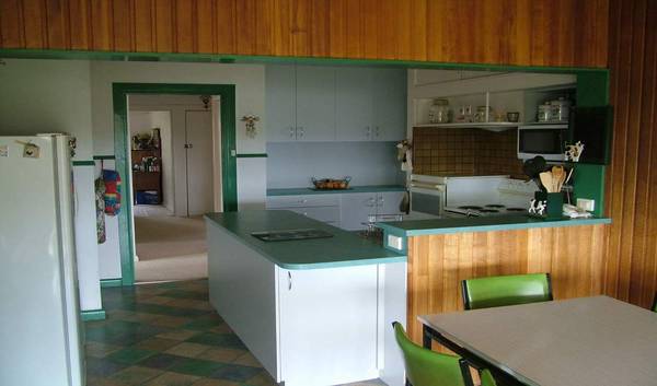 15 Acres - Excellent Shedding Picture 2