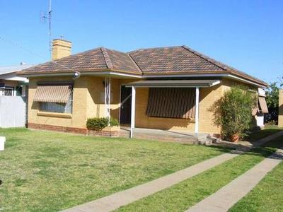 Solid Home - Great Street Picture Solid Home - Great Street Picture