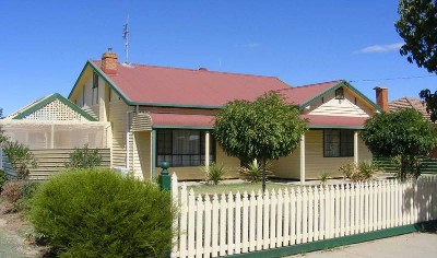 Packed to the Rafters - I'm Yours Picture