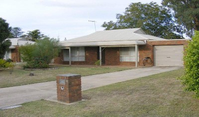 Quality Townhouse & Position Picture