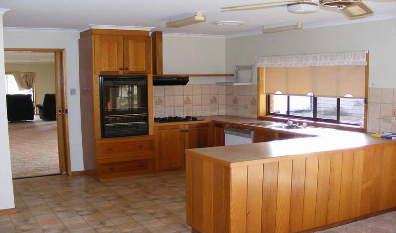 Classy Home & Address Picture 2