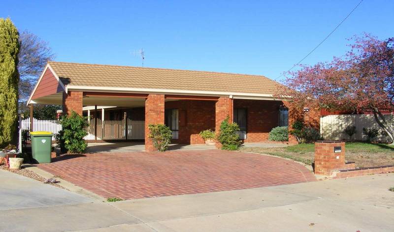 Classy Home & Address Picture 1