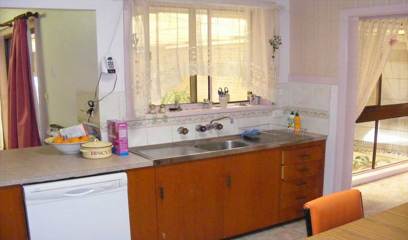 4 Bedroom Family Home Picture 2