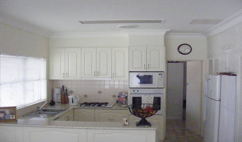 Charming 3 Bedrooms Picture 2