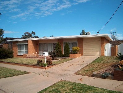 Bright and inviting home close to schools Picture Bright and inviting home close to schools Picture