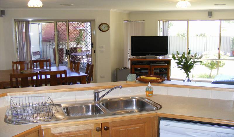 Quality Home & Position Picture 2