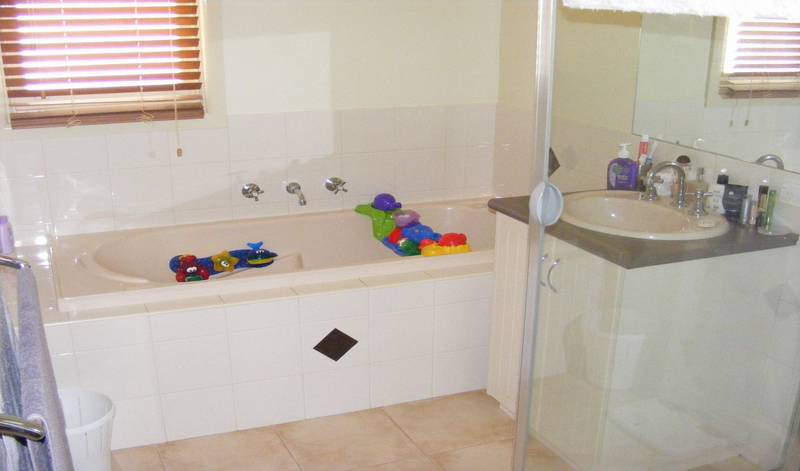 Character & Position Picture 3