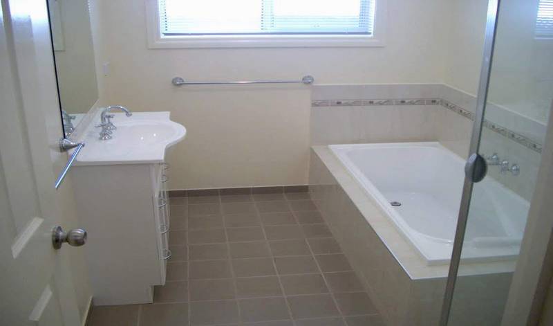 Free Standing Townhouse Picture 3