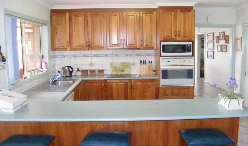 Outstanding Family Living Picture 2