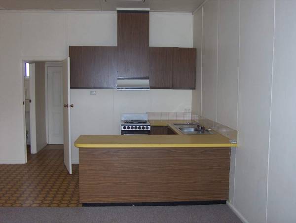 2 bedroom unit - all electric. Be Quick! Picture 2