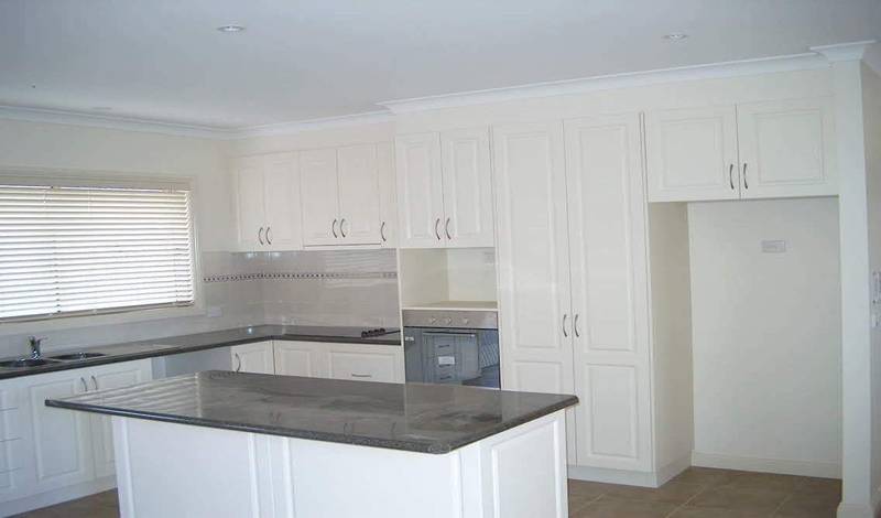 Quality Townhouse Picture 2