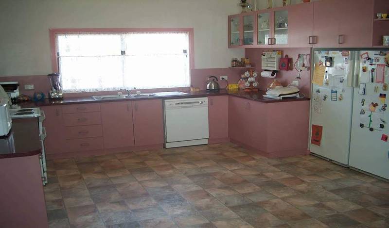 2 Homes in One Picture