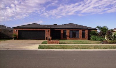 Executive Finish - Family Living Picture