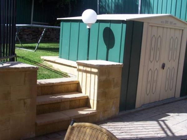 EXCEPTIONAL FAMILY HOME Picture 3