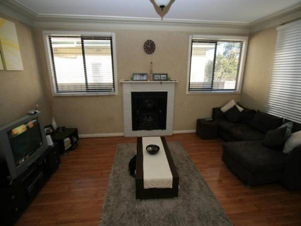 FIRST HOME BUYERS OR INVESTORS TAKE NOTE! Picture 2