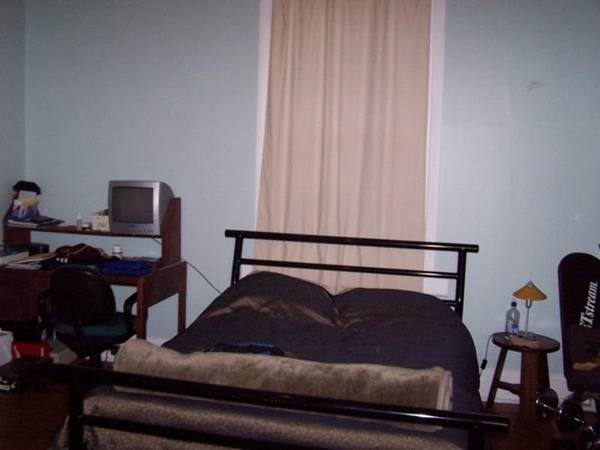 LOCATION LOCATION Picture 2